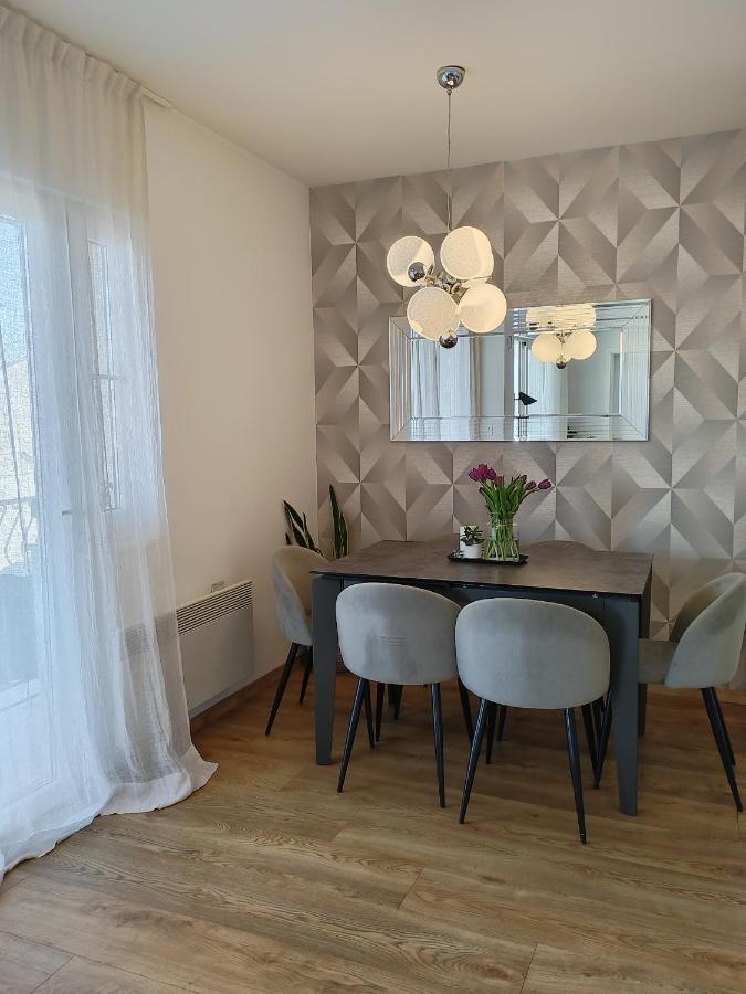 Apartmani Leo-Marin Makarska Eksteriør bilde